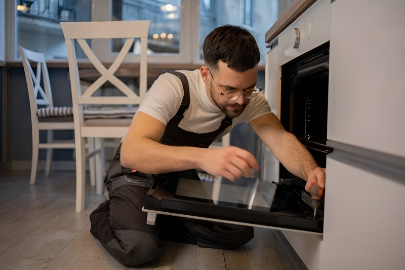 Oven & Stove repair in La Puente